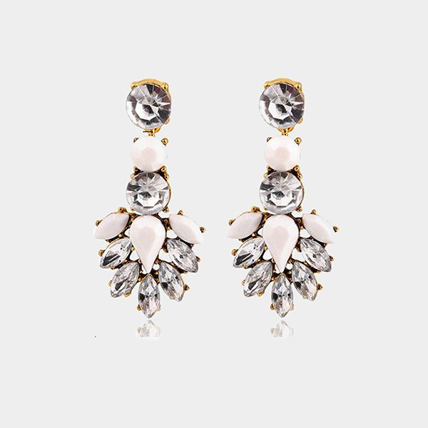 4 Perfect Pair of Earrings for a Romantic Date with your Husband ...