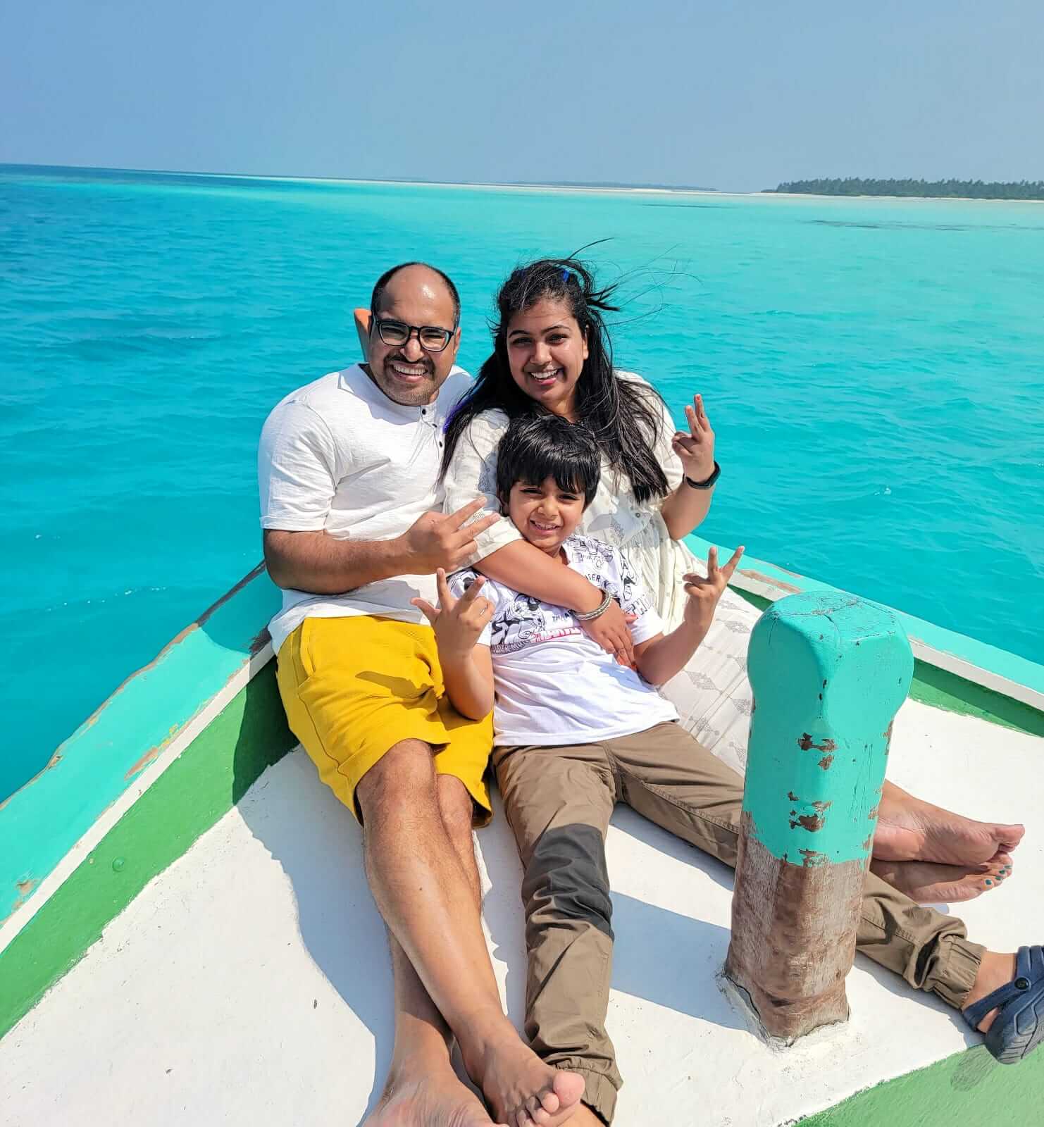 How to plan a trip to Lakshadweep with kids? How to get the entry permit? How to do the bookings? Which island should we visit? 