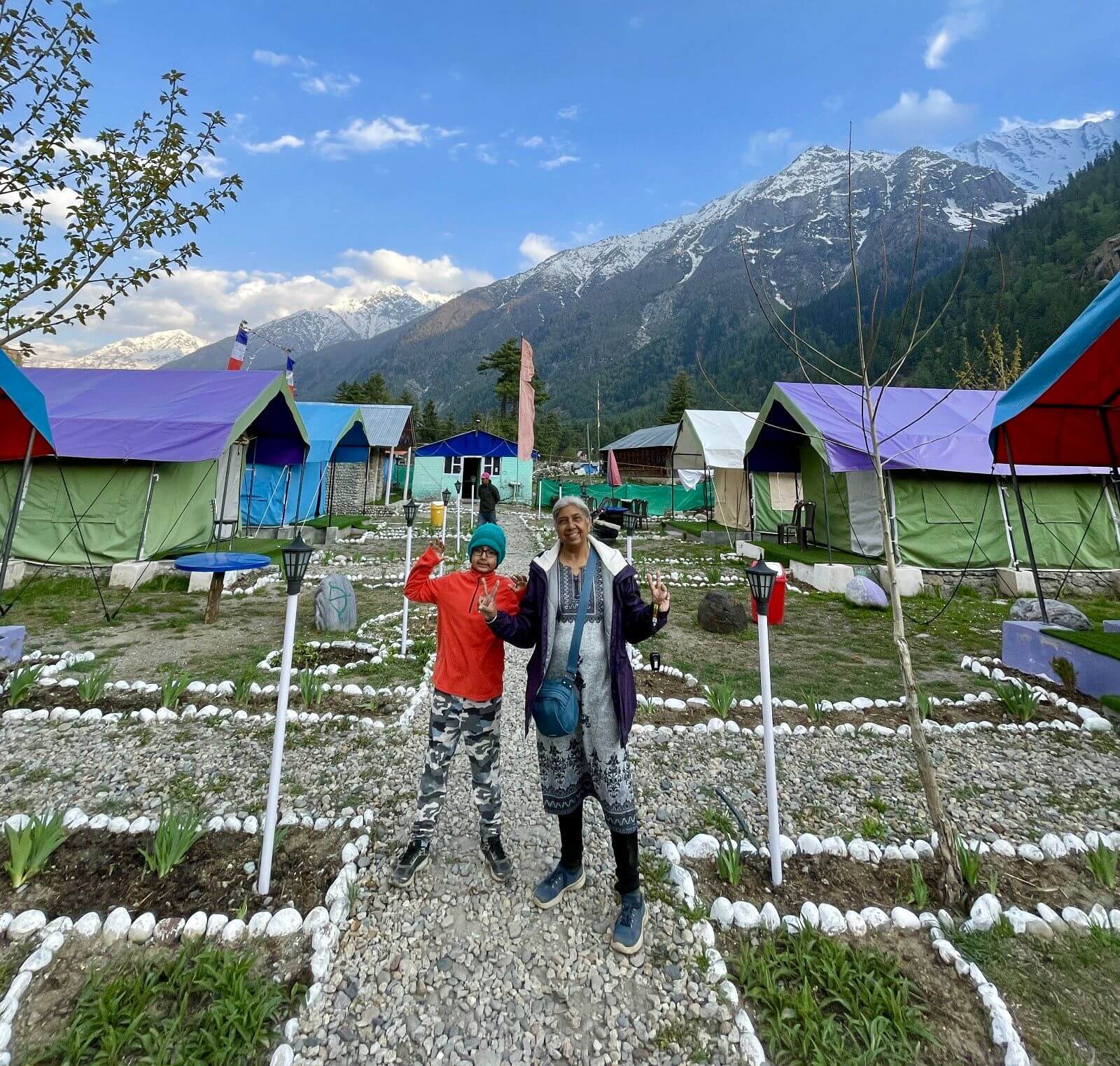 Options to Stay in Rakchham